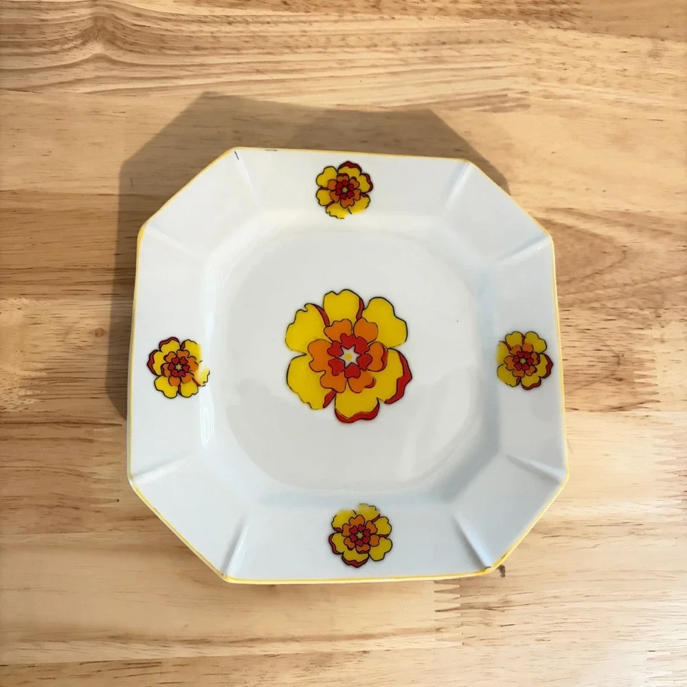 Vintage 1970s Japanese Octagonal Salad Plates Retro Flower Power Set of 4